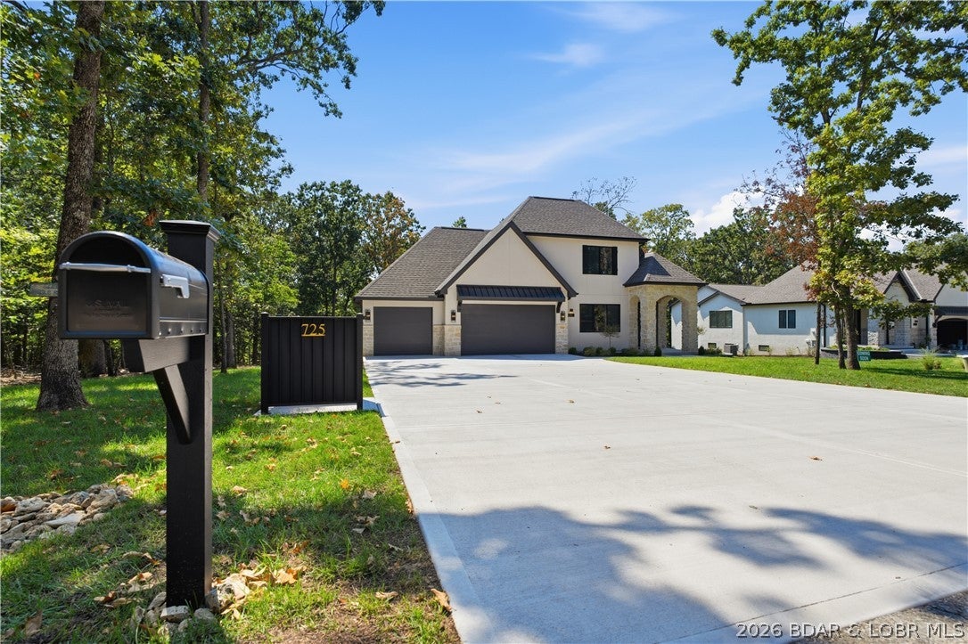 Grand Point - Residential