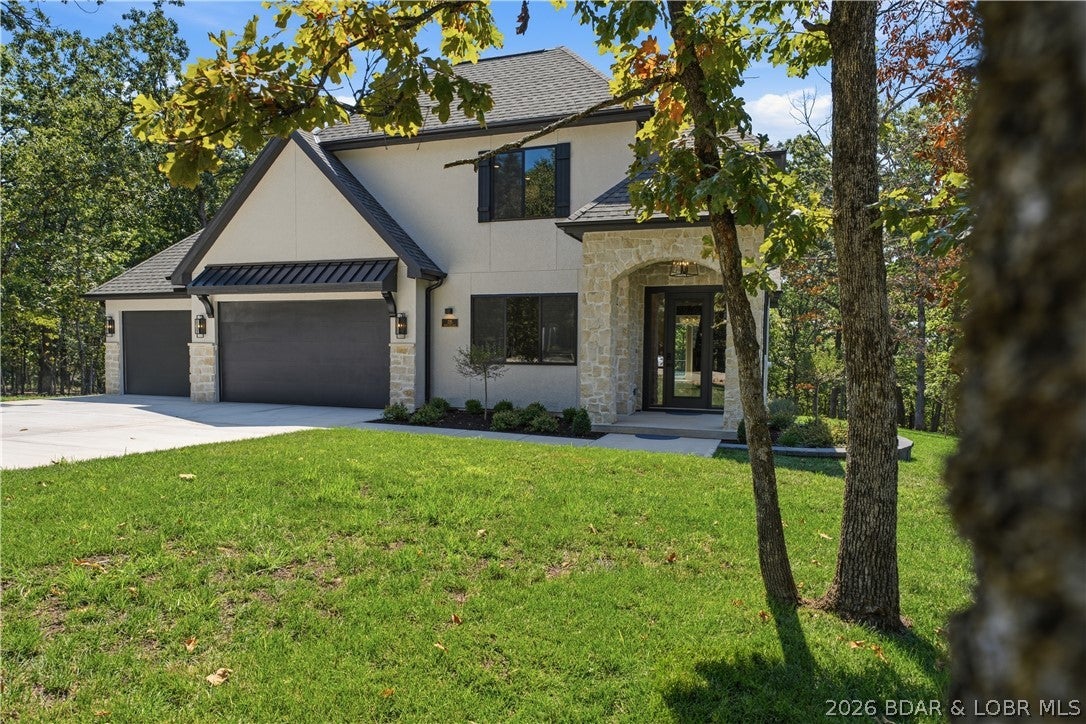 Grand Point - Residential