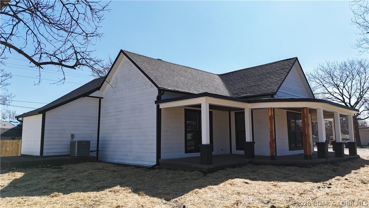 Situated on a massive corner lot just steps from local schools, shopping, and medical facilities, this stunning 3
bedroom, 2 bathroom home has been completely stripped to the studs and masterfully rebuilt. You get all the
historic curb appeal without any of the old house headaches. Absolutely everything is brand new, from the roof
and high efficiency HVAC down to the fresh paint and fixtures. The interior features a trendy, HGTV inspired
layout complete with stylish shiplap accents and two spacious master suites, making it an ideal setup for
families or hosting guests. Outside, the showstopping wrap around porch is perfect for your morning coffee or
winding down in the evening. Because it is a corner lot, the property commands an impressive street presence
that your neighbors will definitely envy. Move right in with total peace of mind knowing the heavy lifting is
done. Do not miss your chance to own a beautifully remodeled, turn key gem in an unbeatable central location.
Schedule your showing today and prepare to fall in love!