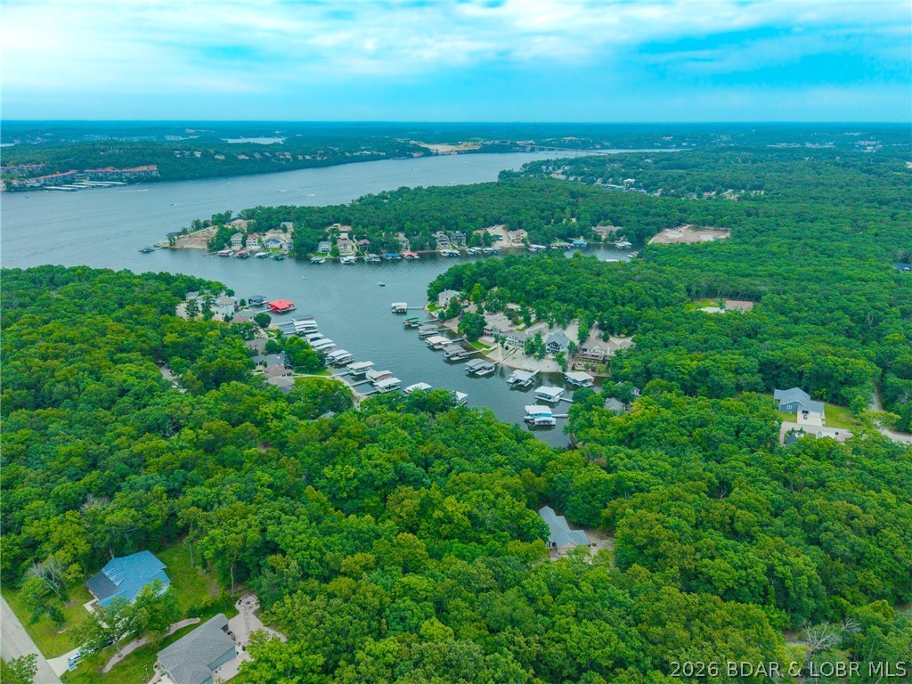 Grand Point - Land