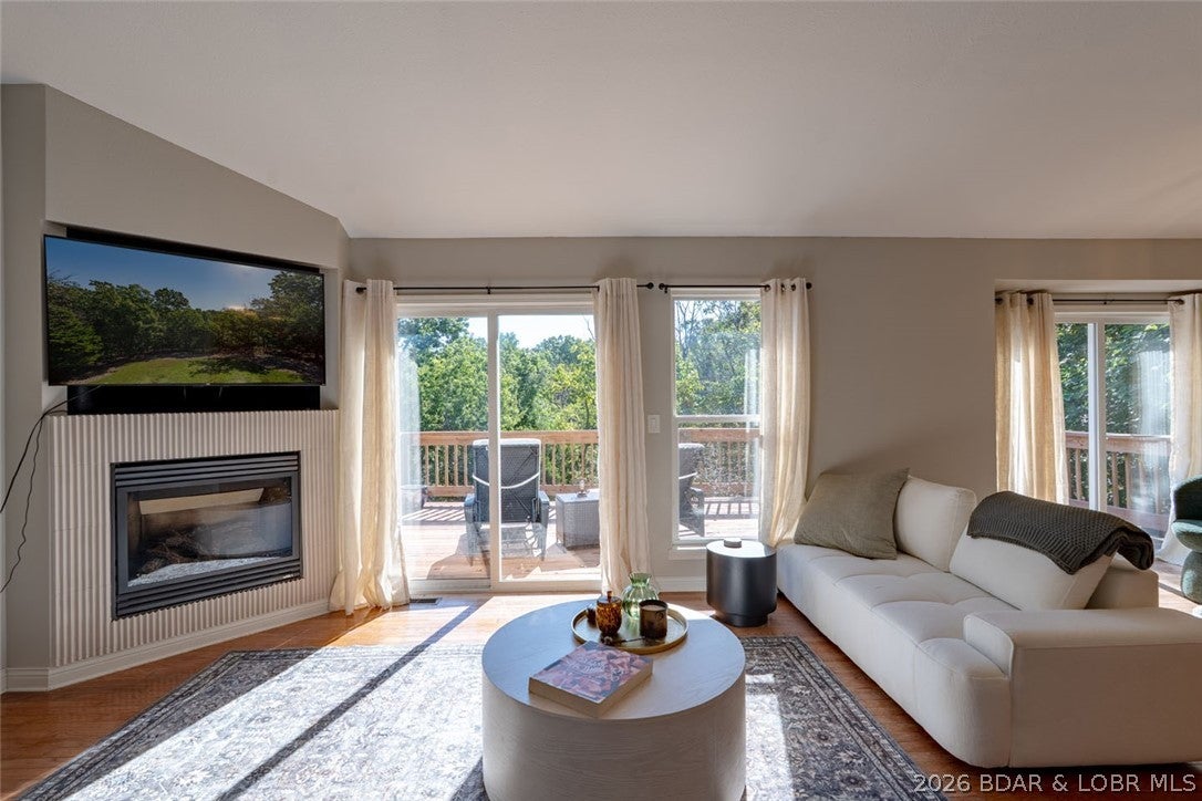 Four Seasons - Residential
