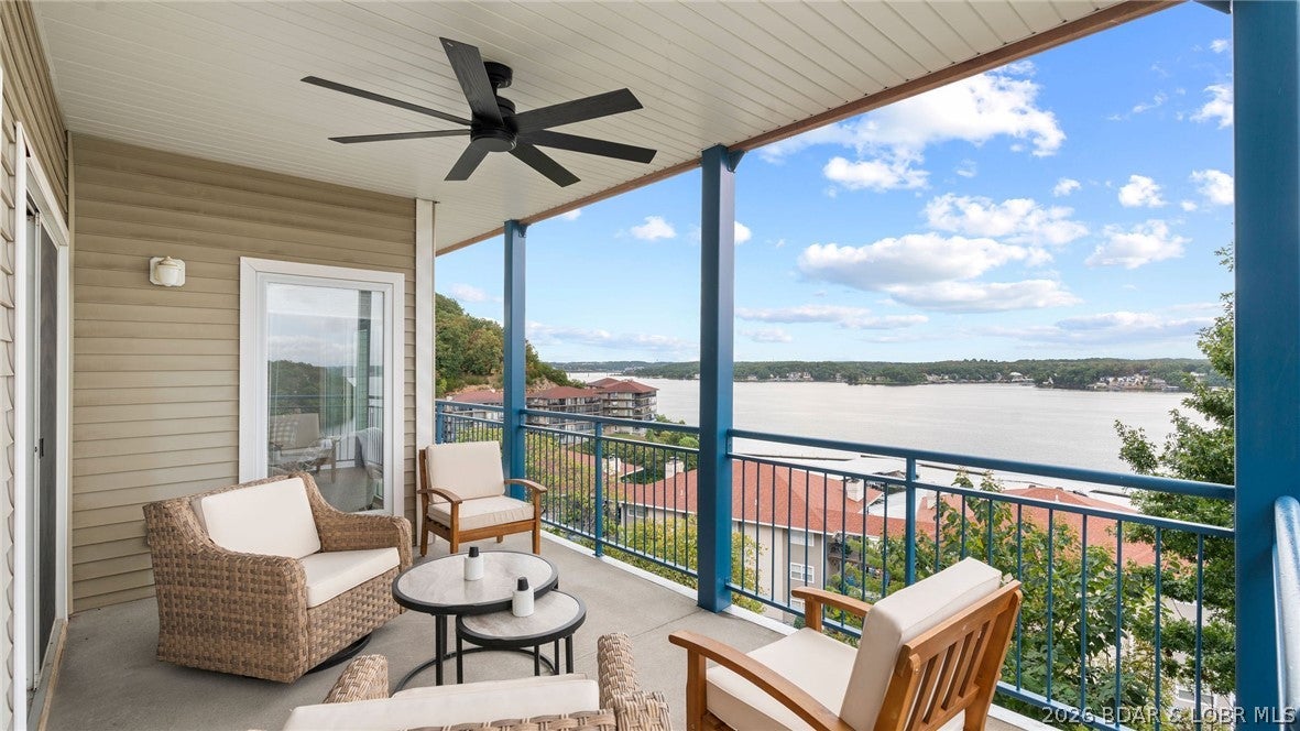 Palisades Condominium - Residential