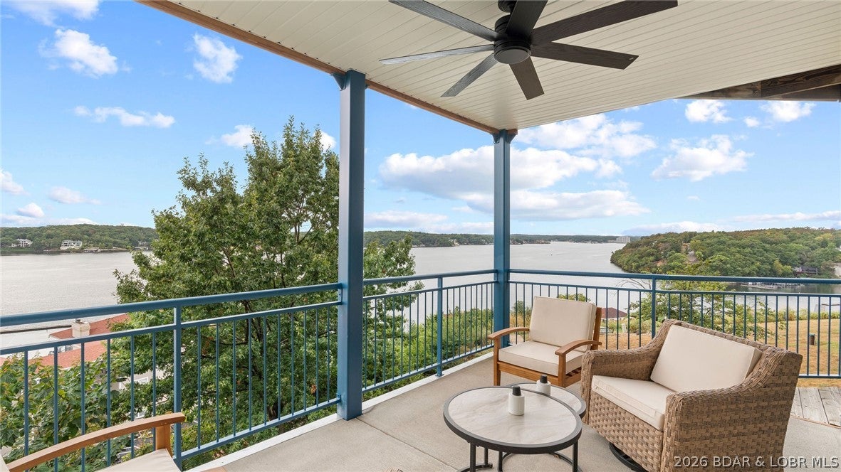 Palisades Condominium - Residential
