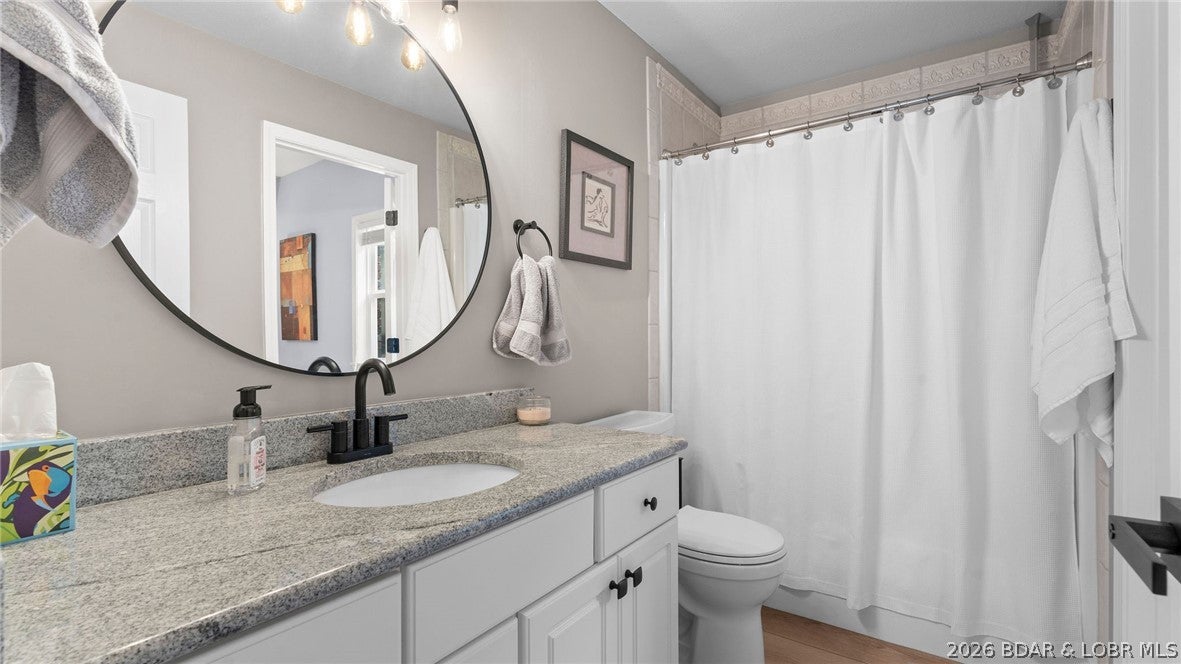 Palisades Condominium - Residential