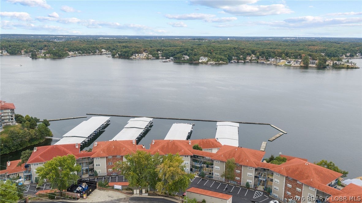 Palisades Condominium - Residential