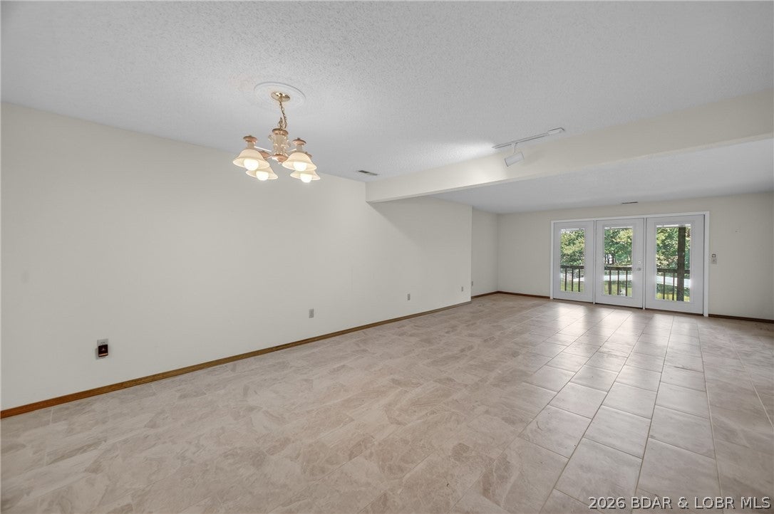 Imperial Point - Residential