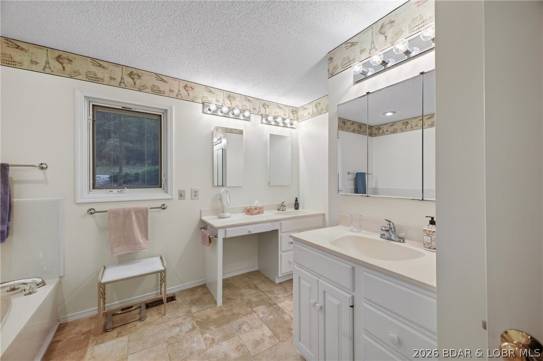 Imperial Point - Residential