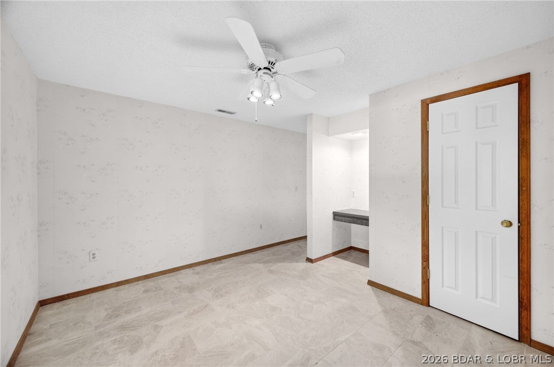 Imperial Point - Residential