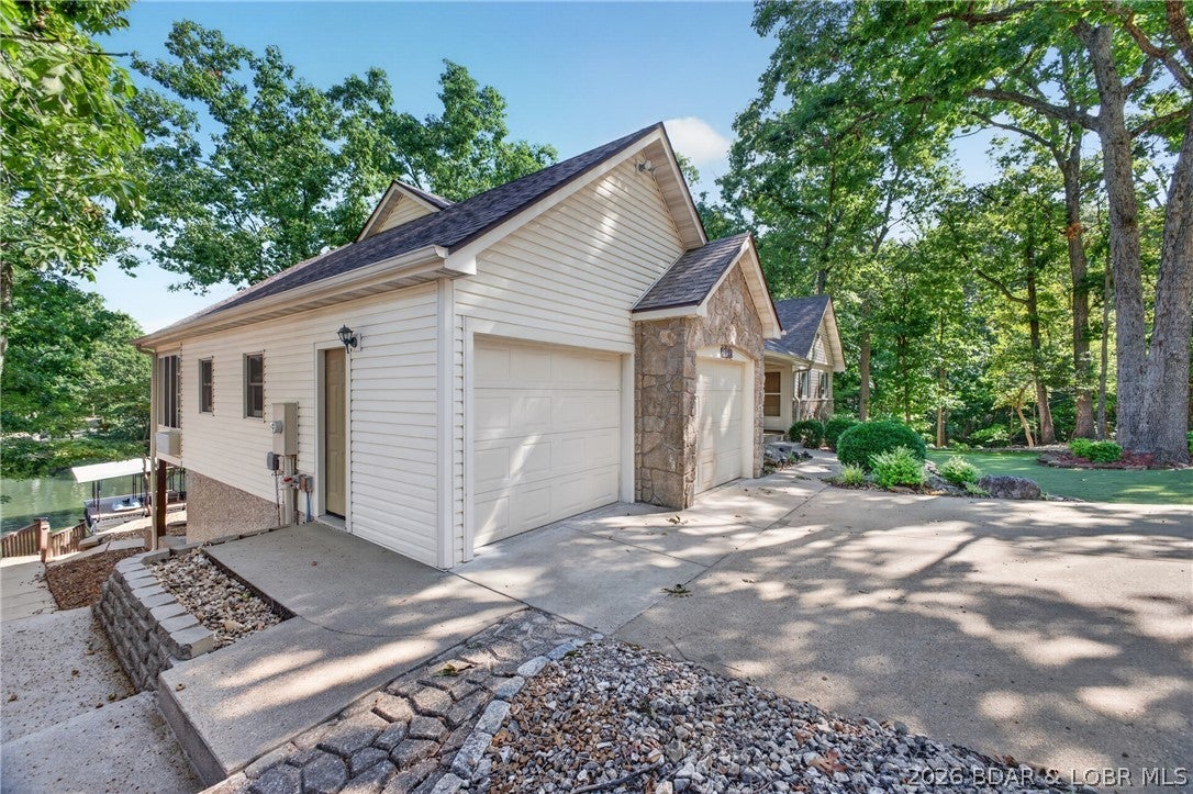 Imperial Point - Residential