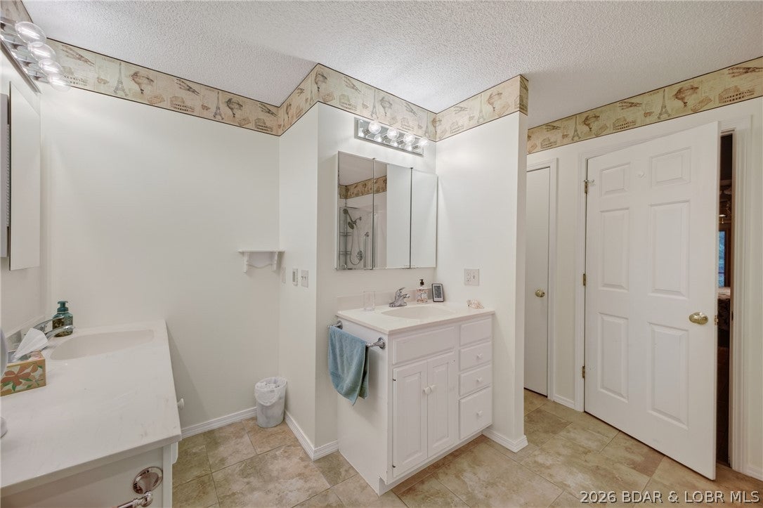 Imperial Point - Residential