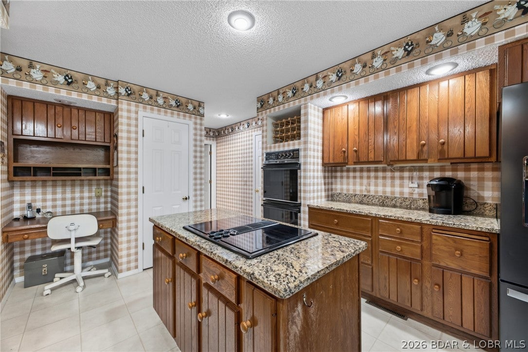 Imperial Point - Residential