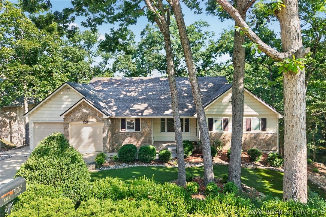 Imperial Point - Residential