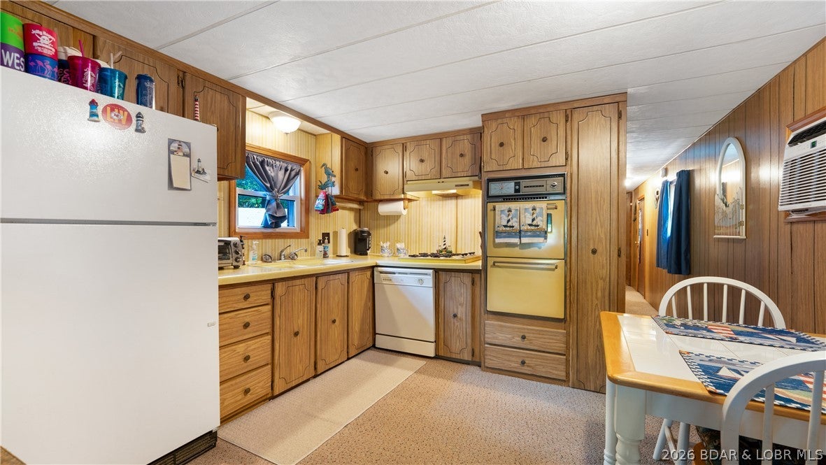 Mill Creek Mobilehme - Residential