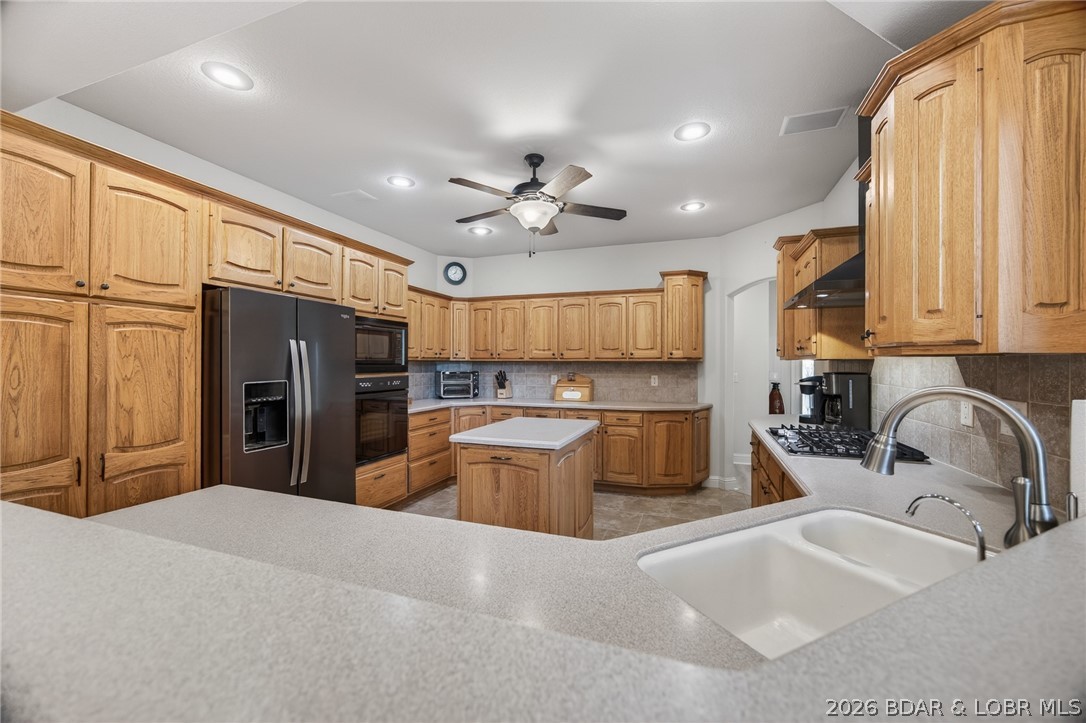 Oakwood Hills Estates - Residential