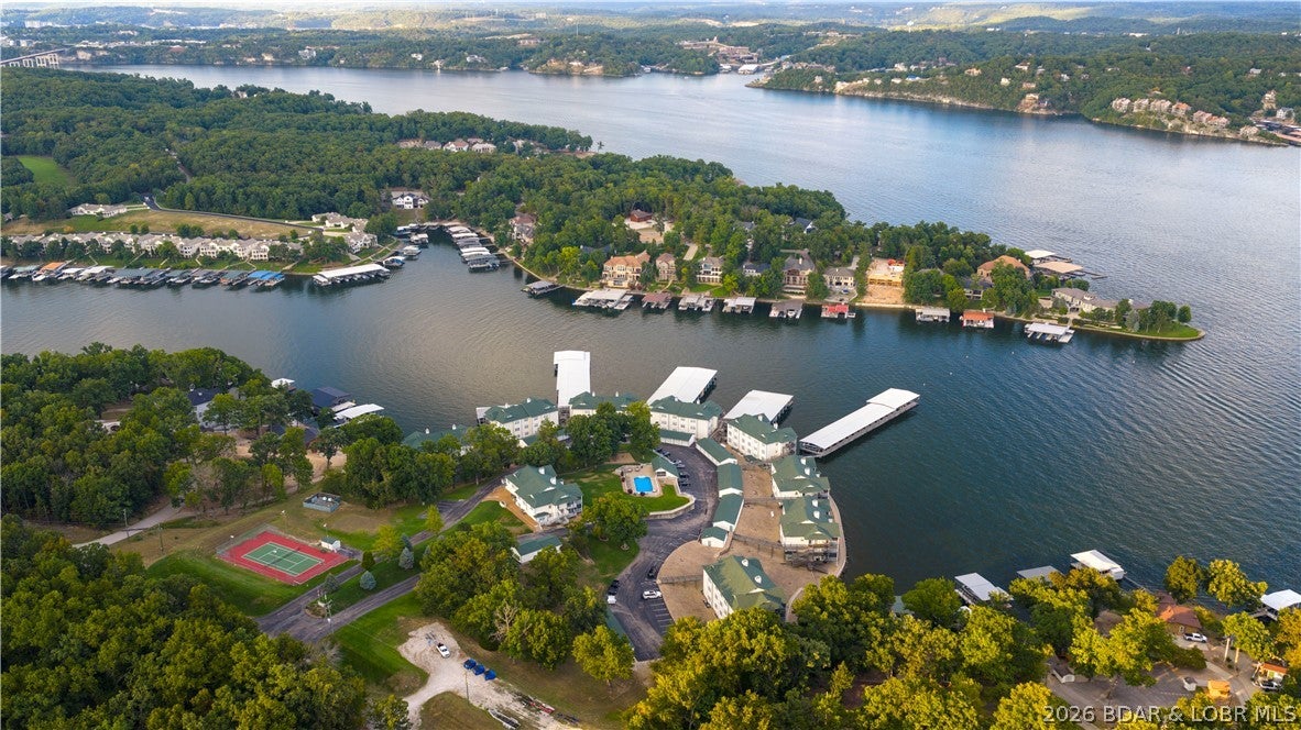 The Evergreens On The Lake - Residential