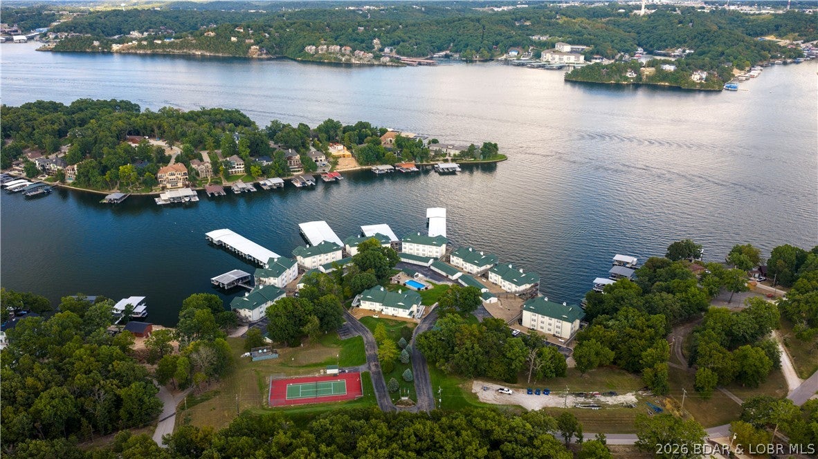 The Evergreens On The Lake - Residential