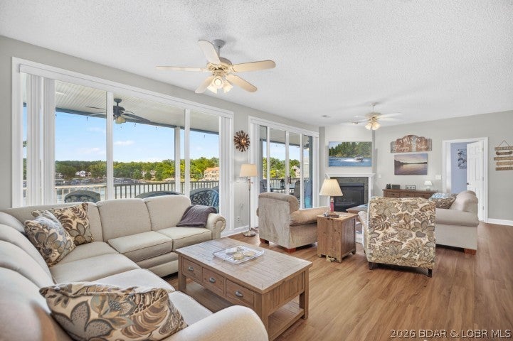 The Evergreens On The Lake - Residential