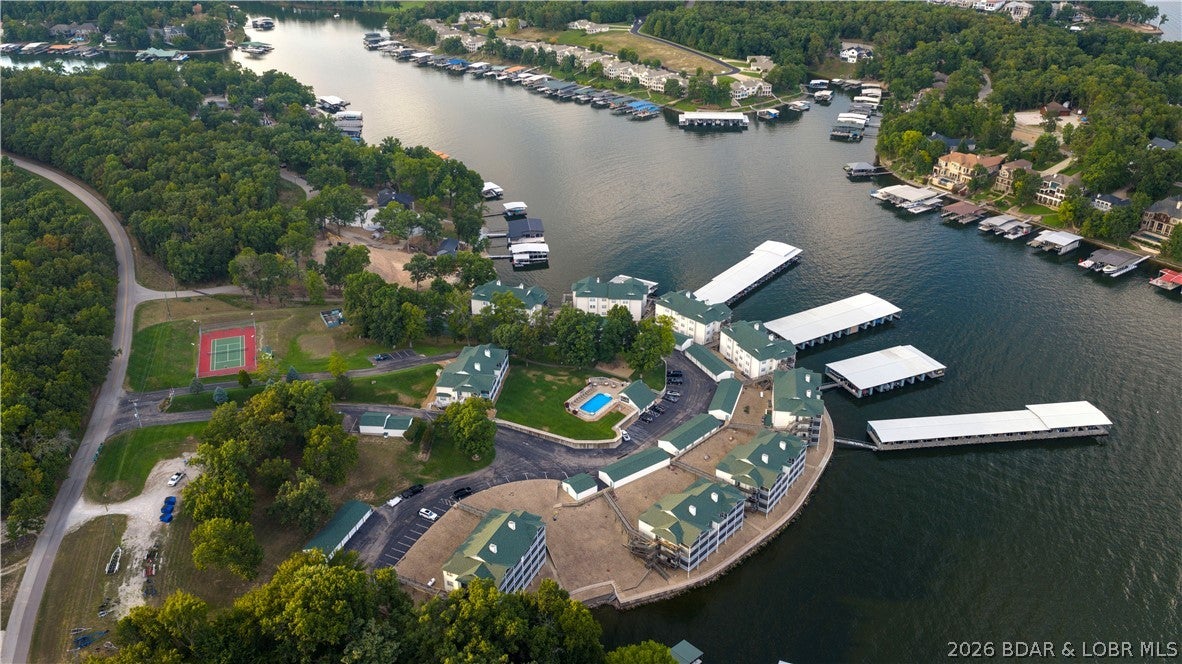 The Evergreens On The Lake - Residential
