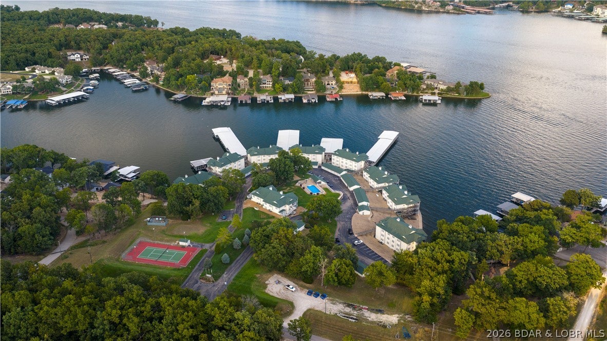 The Evergreens On The Lake - Residential