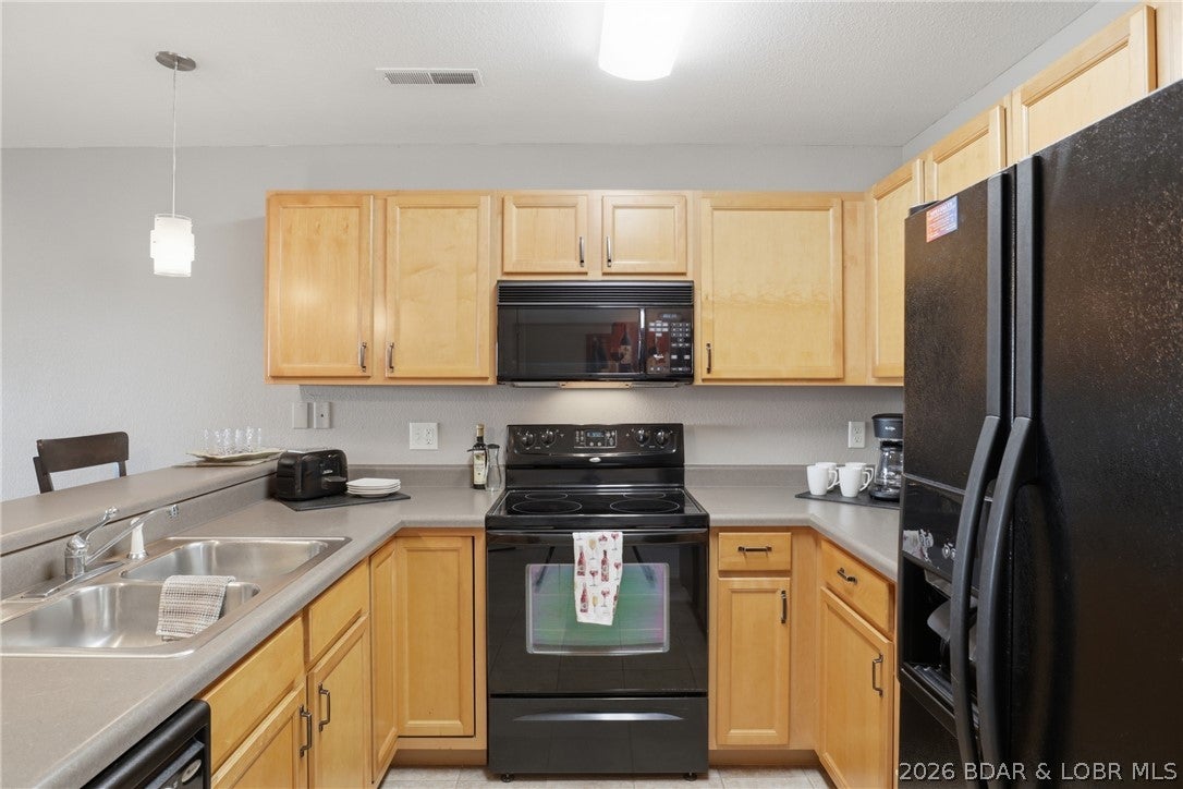 Highland Shores Condominium - Residential