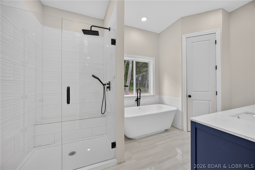 Emerald Hills - Residential