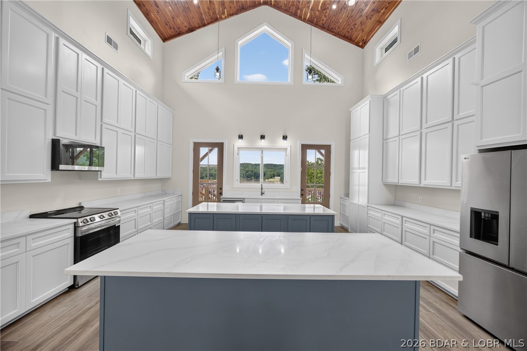 Emerald Hills - Residential