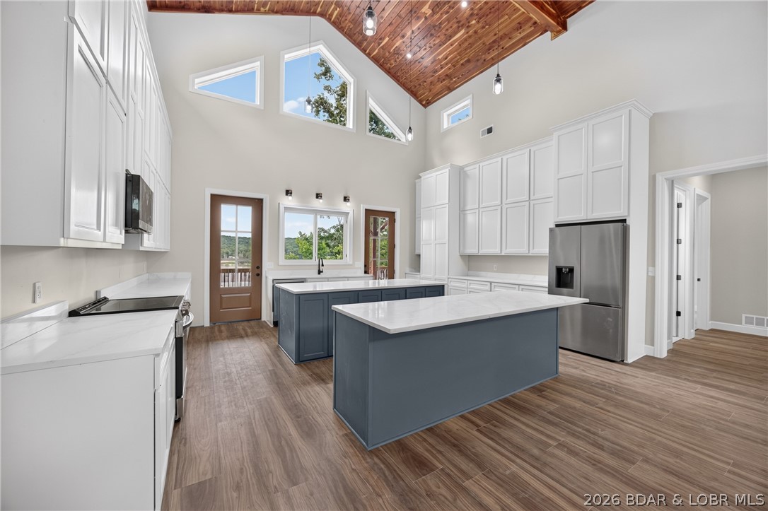 Emerald Hills - Residential