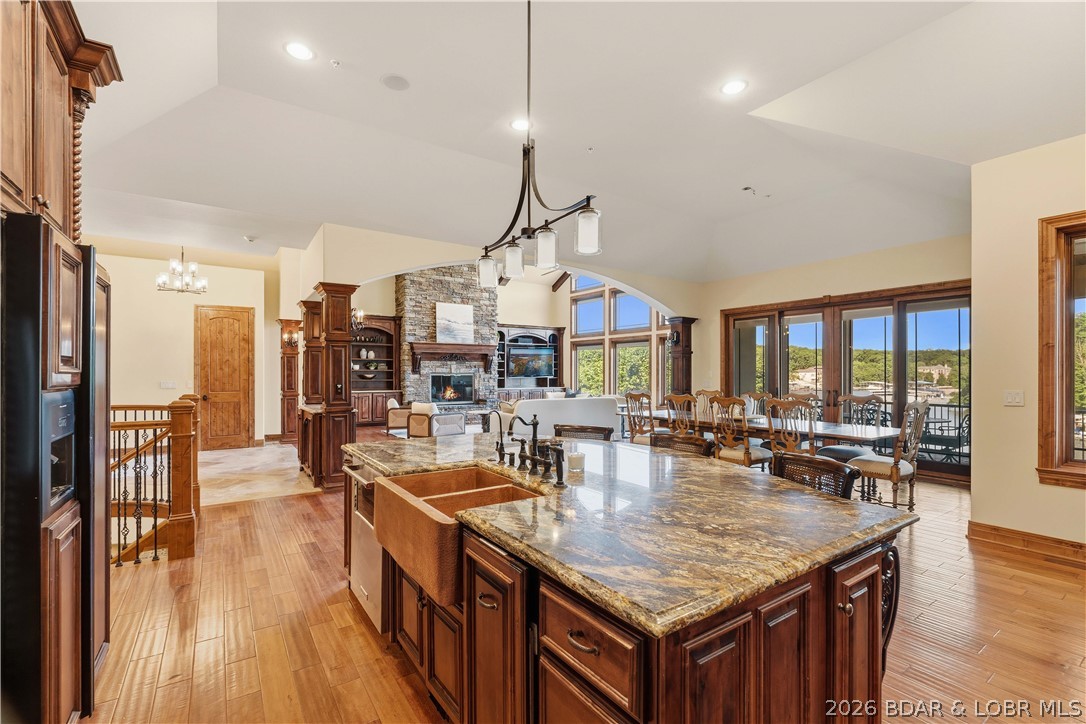 Grand Point - Residential