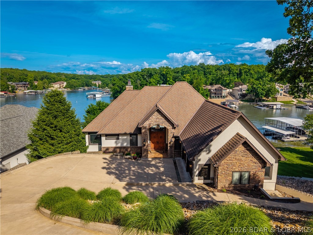 Grand Point - Residential