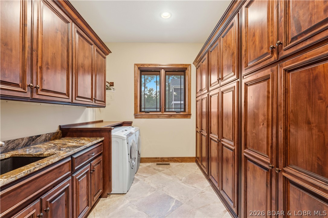 Grand Point - Residential