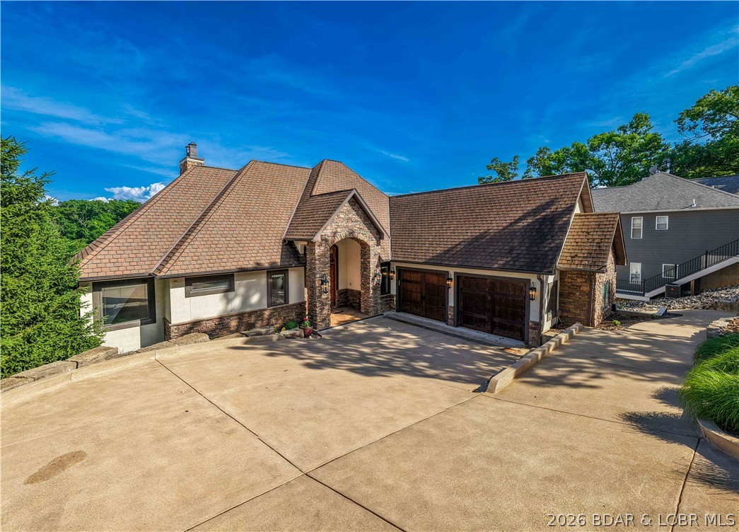 Grand Point - Residential