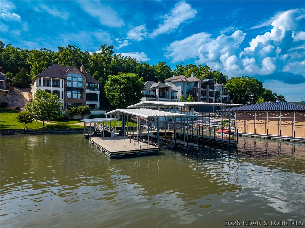 Grand Point - Residential