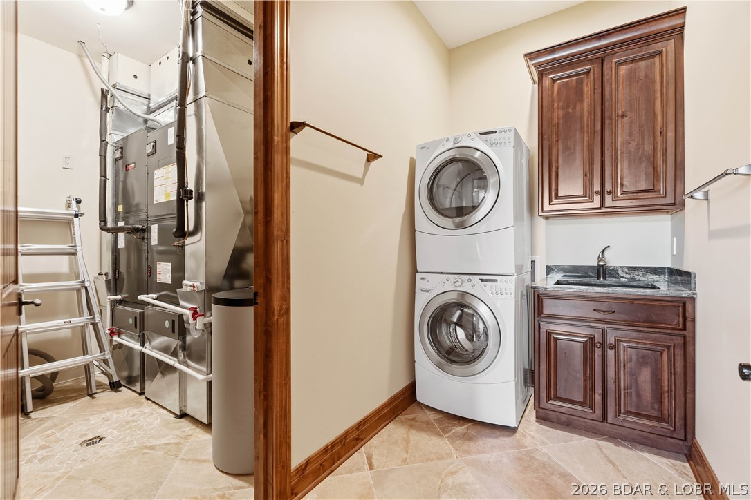 Grand Point - Residential