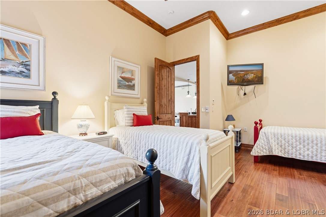 Grand Point - Residential