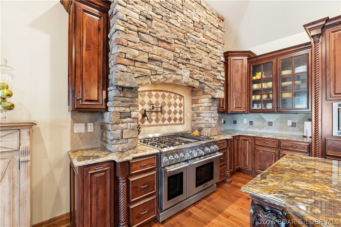 Grand Point - Residential