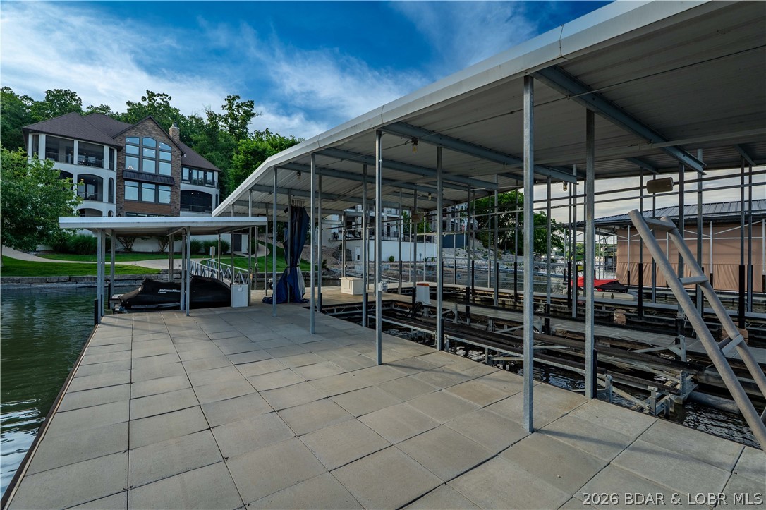 Grand Point - Residential