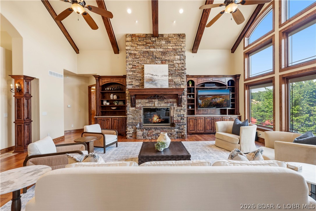 Grand Point - Residential