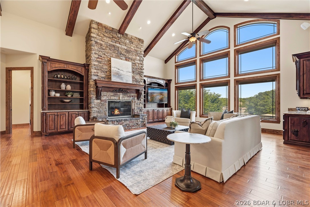 Grand Point - Residential