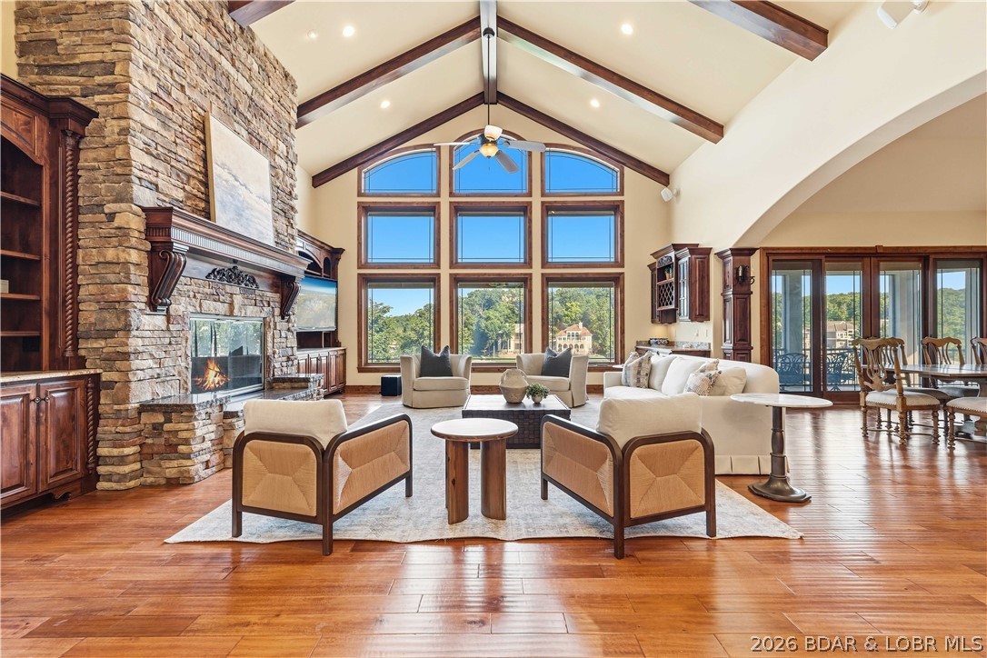 Grand Point - Residential