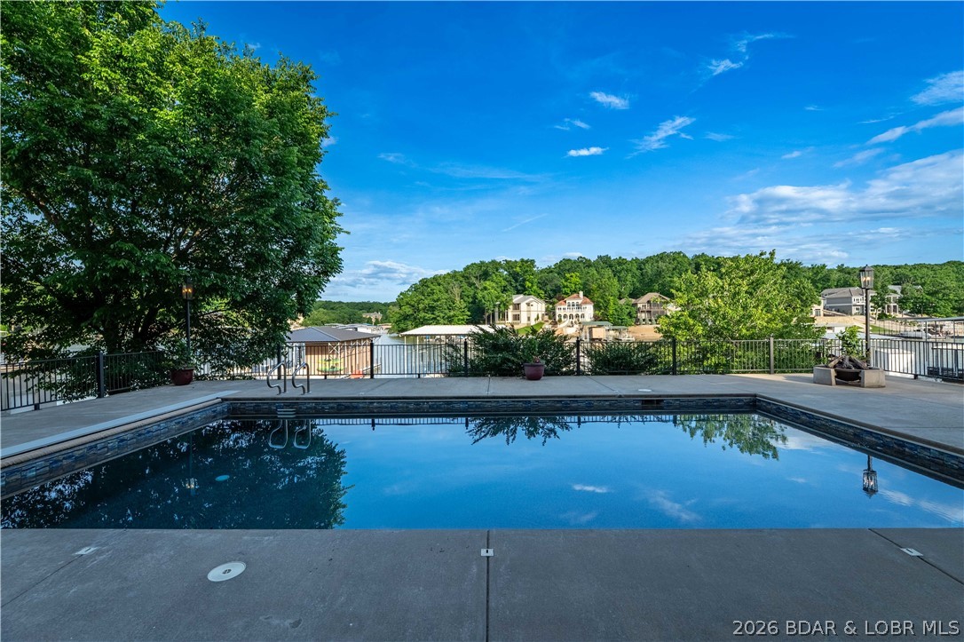 Grand Point - Residential