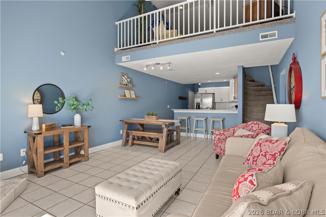 Cedar Glen Condominium - Residential