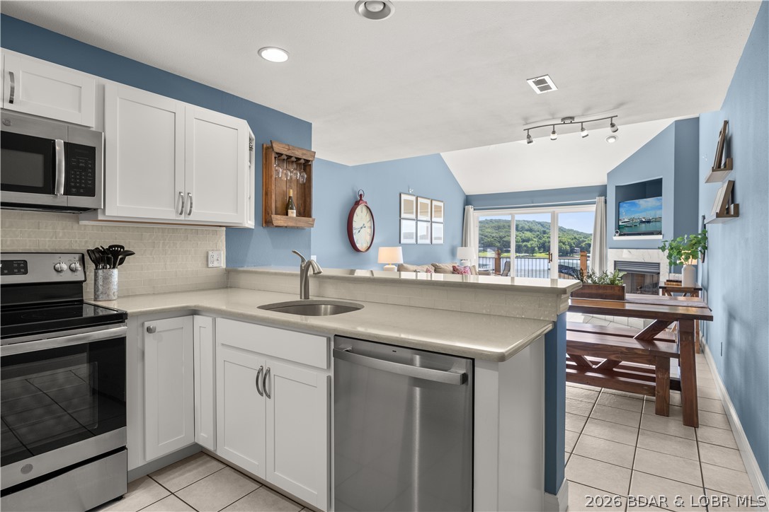 Cedar Glen Condominium - Residential