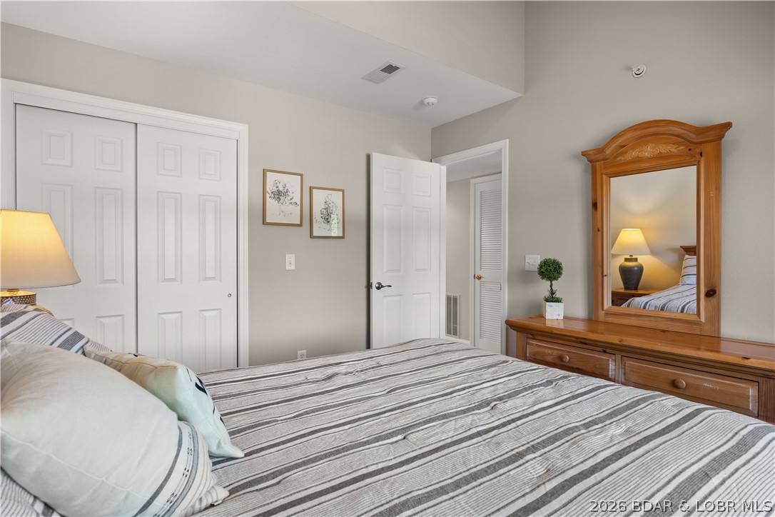 Cedar Glen Condominium - Residential
