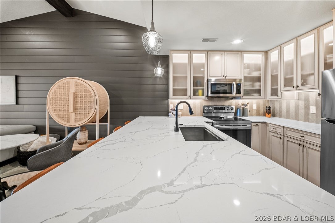 Highland Shores Condominium - Residential