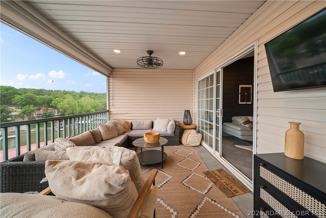 Highland Shores Condominium - Residential