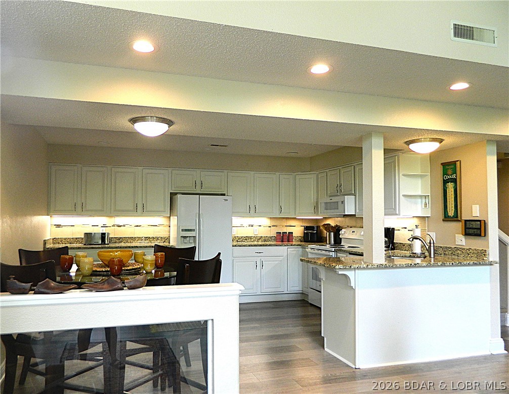 Thornwood Estates - Residential