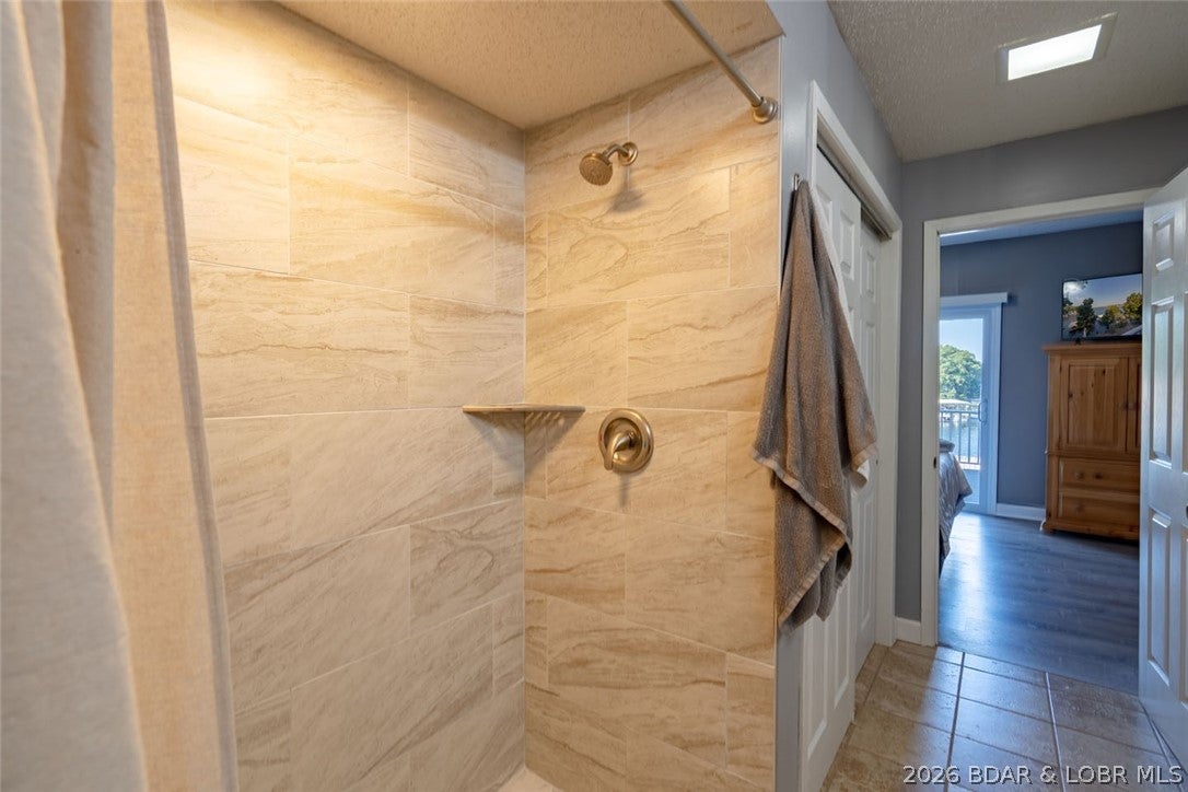 Imperial Point - Residential