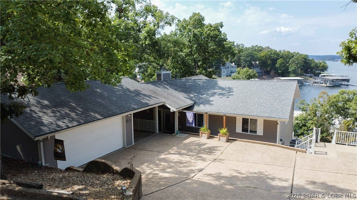 Imperial Point - Residential