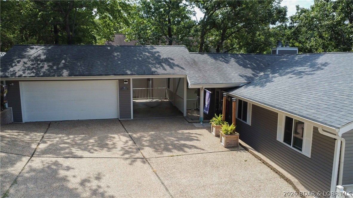 Imperial Point - Residential
