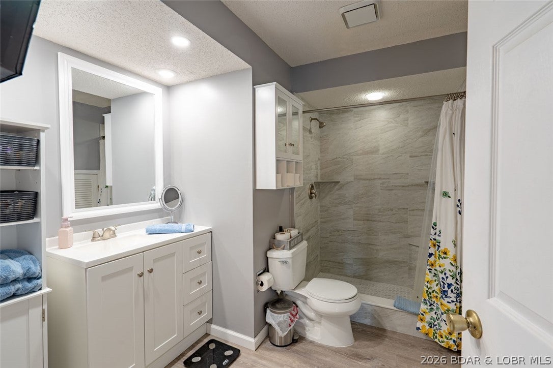 Imperial Point - Residential